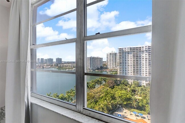 Building Photo - 2851 NE 183rd St