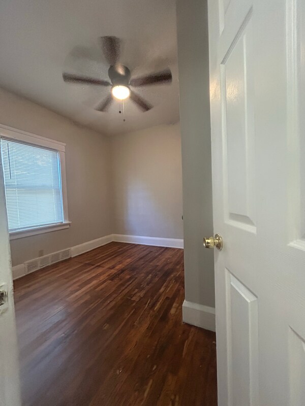 Building Photo - 10906 Revere Ave