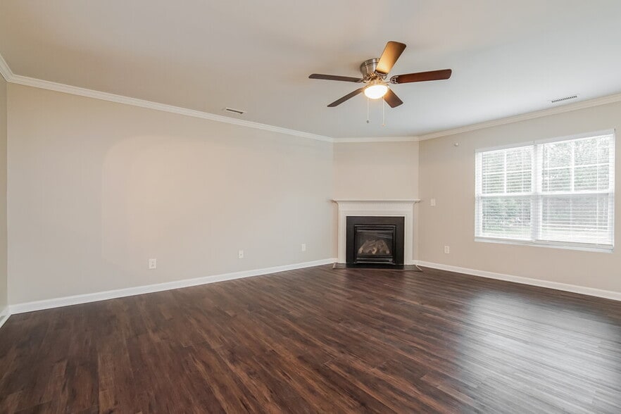 Building Photo - 6824 Horseback Lane