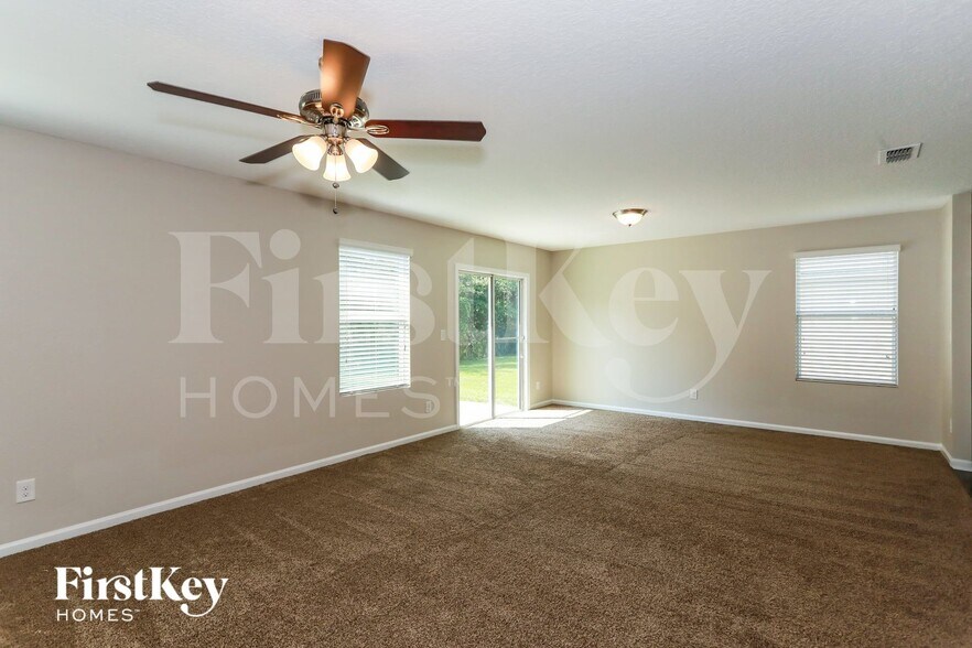 Building Photo - 3276 Canyon Falls Dr