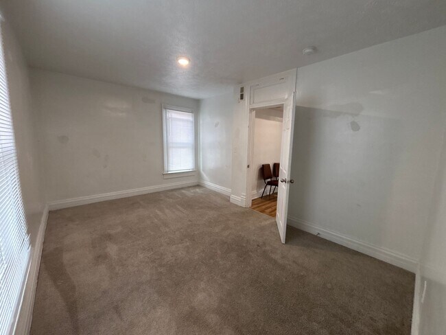 Building Photo - 2415 E Street
