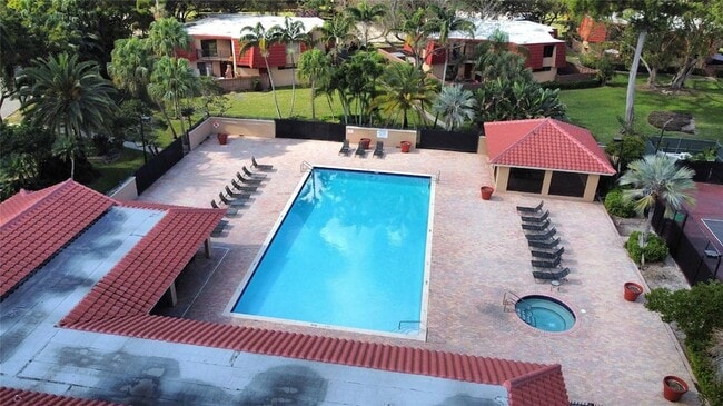 Building Photo - 8189 Severn Dr