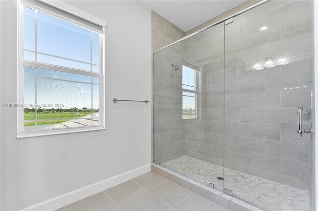 Building Photo - 14458 Spruce Pne Dr