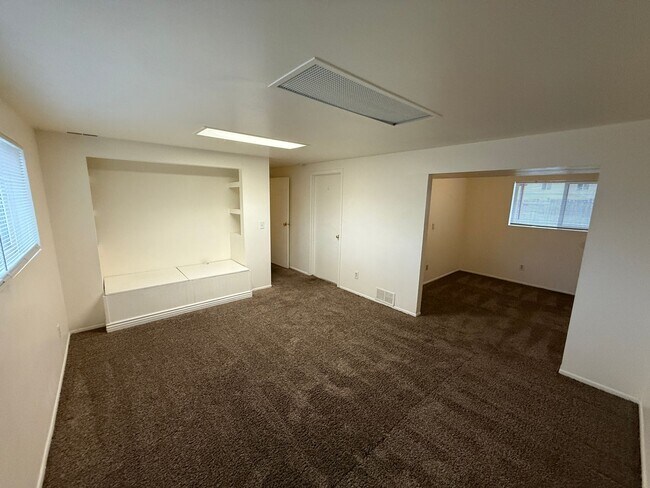 Building Photo - Single-Family Home In West Valley--Includes Fenced Yard!