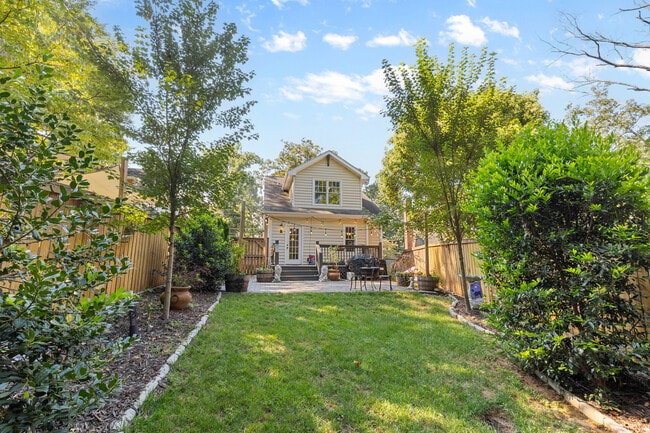 Building Photo - 2119 Wilmore Dr