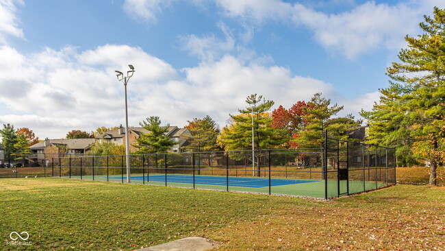 Building Photo - 4530 Village Ct