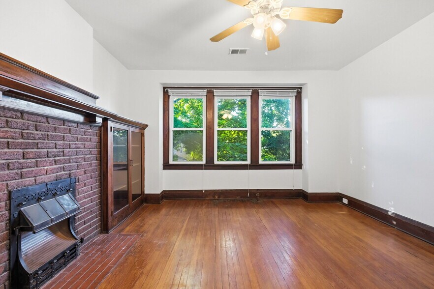 Building Photo - 407 Biddle Ave