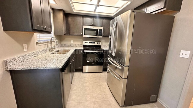 Building Photo - 6715 Lyrewood Ln
