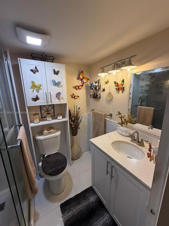 Building Photo - 4210 NW 79th Ave