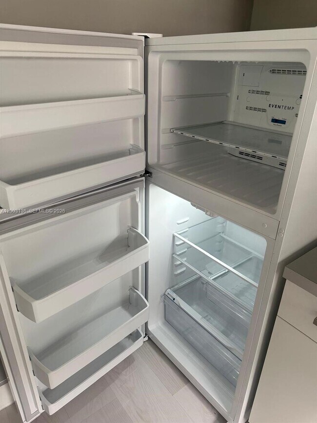 Building Photo - 2016 Miami Rd