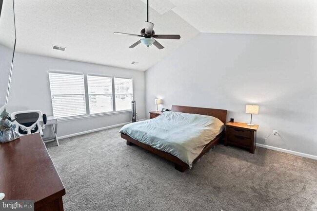 Building Photo - 5971 Schooner Cir