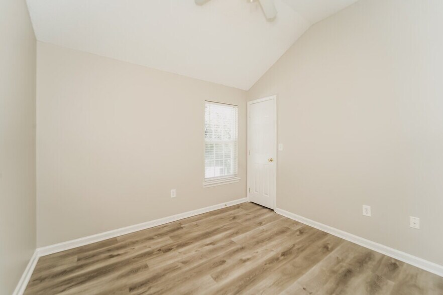 Building Photo - 413 Havenbrook Way NW