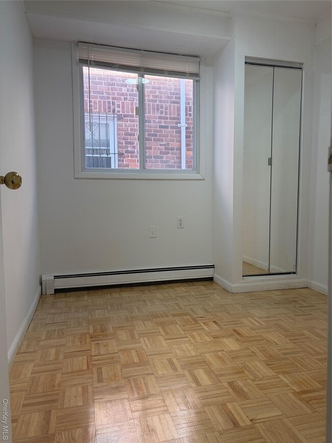 Building Photo - 196-03 42nd Ave