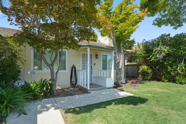 Building Photo - 3172 Morris Dr