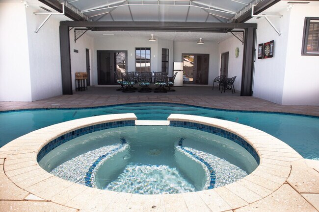 Building Photo - 14361 SW 31st St