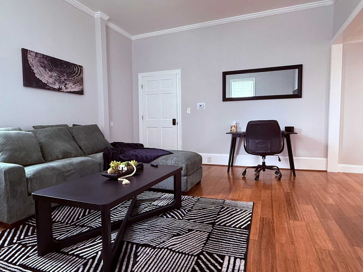 Building Photo - 24 White St