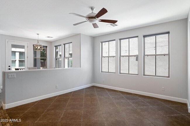 Building Photo - 1331 S Colt Dr