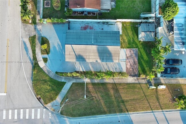 Building Photo - 11630 SW 178th Terrace