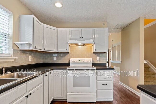 Building Photo - 12391 Paperbark Cir