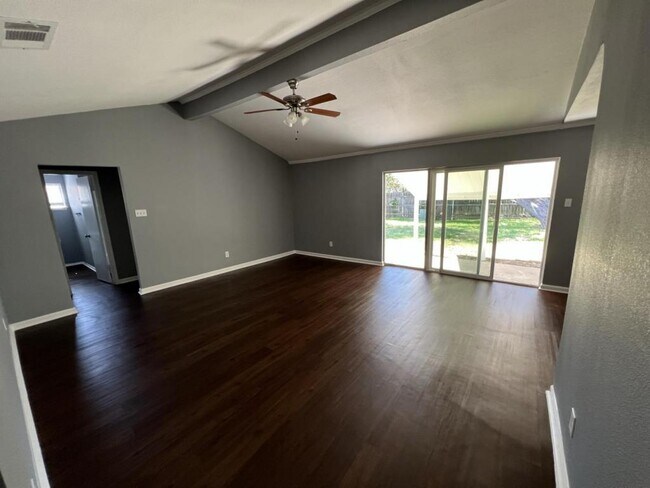 Building Photo - 3300 Winderemere Drive