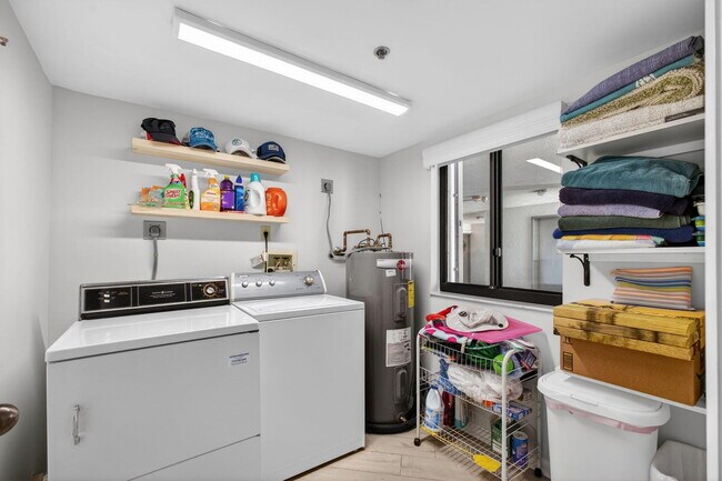 Building Photo - 3150 N Hwy A1A