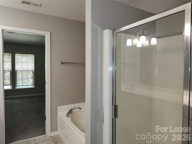 Building Photo - 8952 Kirkley View Ct