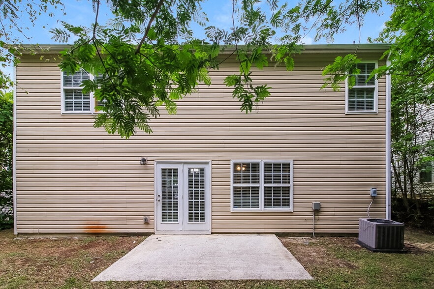 Building Photo - 3022 Sable Run Rd