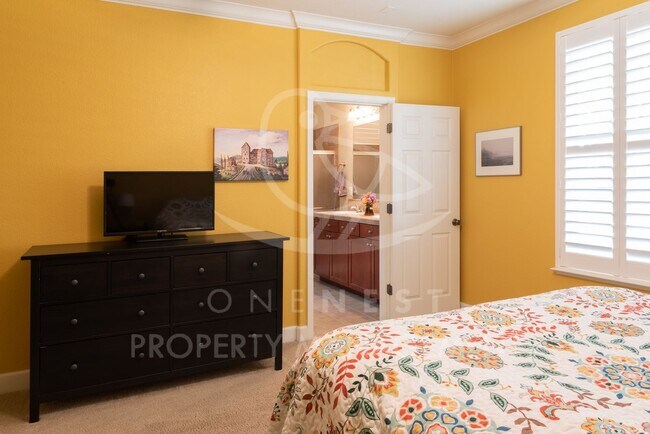 Building Photo - Beautifully maintained single-story home in Lincoln Crossing