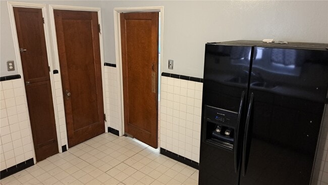 Building Photo - 3928 Fillmore St