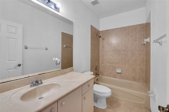 Building Photo - 3664 NW 29th Ct