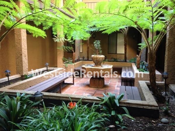 garden area - 14572 Dickens St
