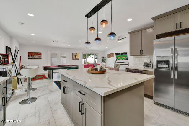 Building Photo - 6216 E Greenway Ln