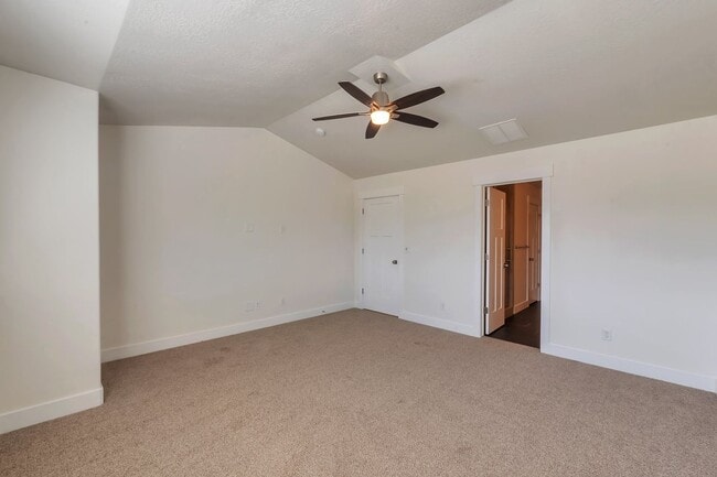 Building Photo - Modern Row End Townhome w 2 car attached g...