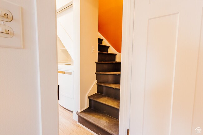 Building Photo - 8544 S 300 E