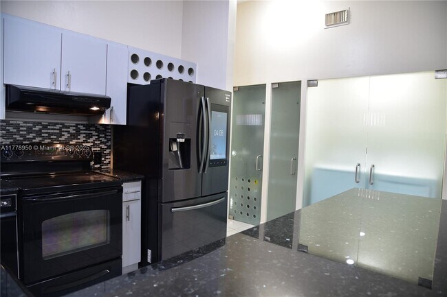 Building Photo - 7333 W 29th Ln