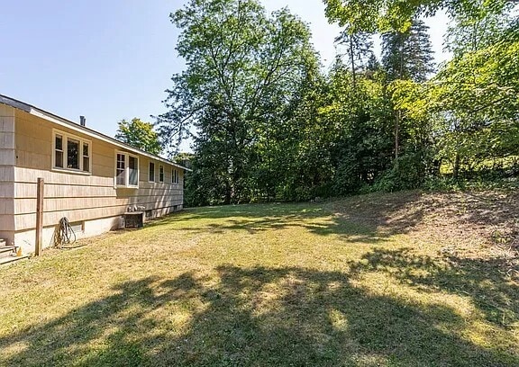 Building Photo - 115 Margo Ln