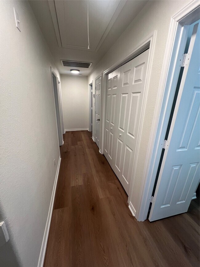 Building Photo - 176 Binnacle Ct