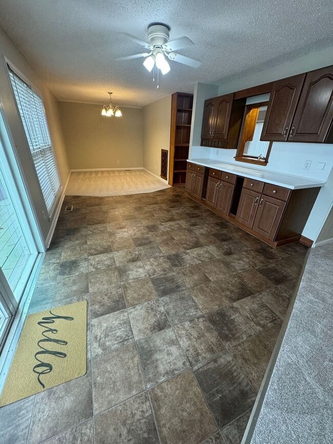 Building Photo - Enjoy Lakefront Luxury Year Round! $250 Off First Full Month's Rent!