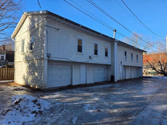 Building Photo - 414-416 S Andrews St