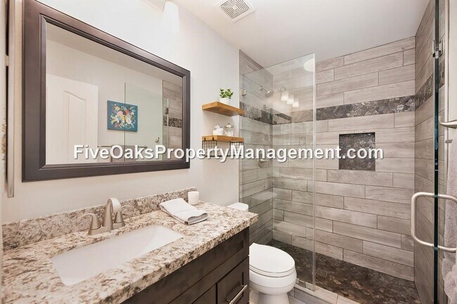 Building Photo - 531 Rowlands Ct