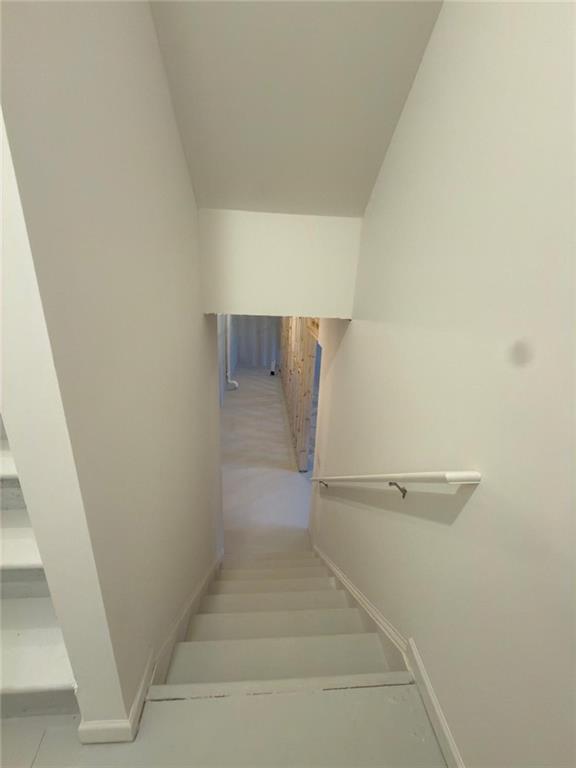 Building Photo - 61 Elijah St