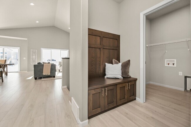 Building Photo - 4-bedroom, 3-bathroom West Fargo Single-Family Home w/ 2 Stall Garage