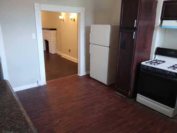 Building Photo - 1210 N Montford Ave