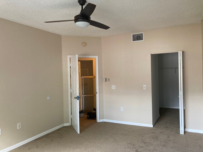 Master Bedroom - 2001 SE 10th Ave