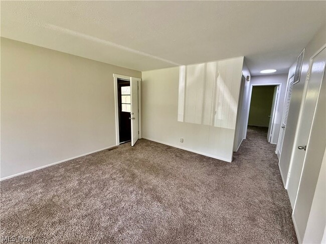 Building Photo - 9214 Blueberry Ln