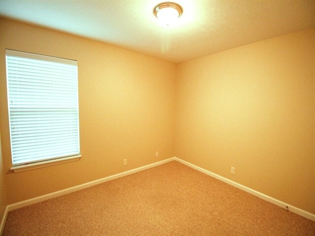 Building Photo - 3749 Southbend Dr