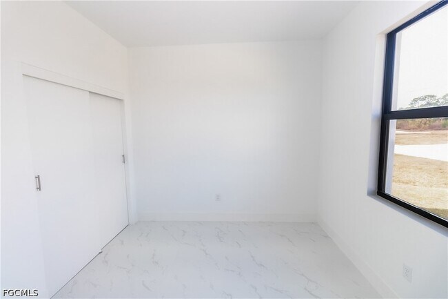 Building Photo - 731 Bering Ave S