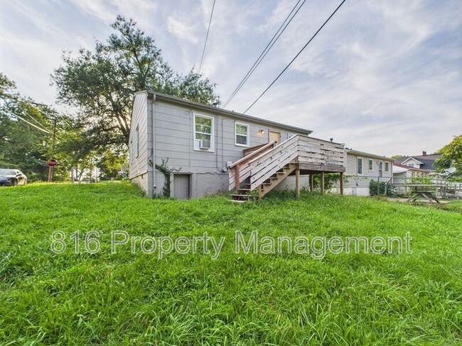 Building Photo - 6149 Agnes Ave