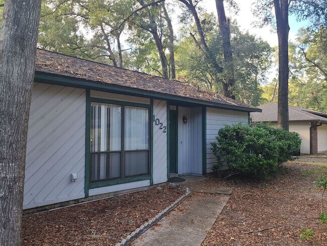 Building Photo - Great Home in the SW
