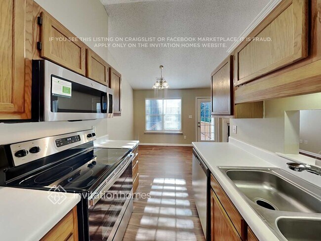 Building Photo - 4303 Lothar Ridge Ln